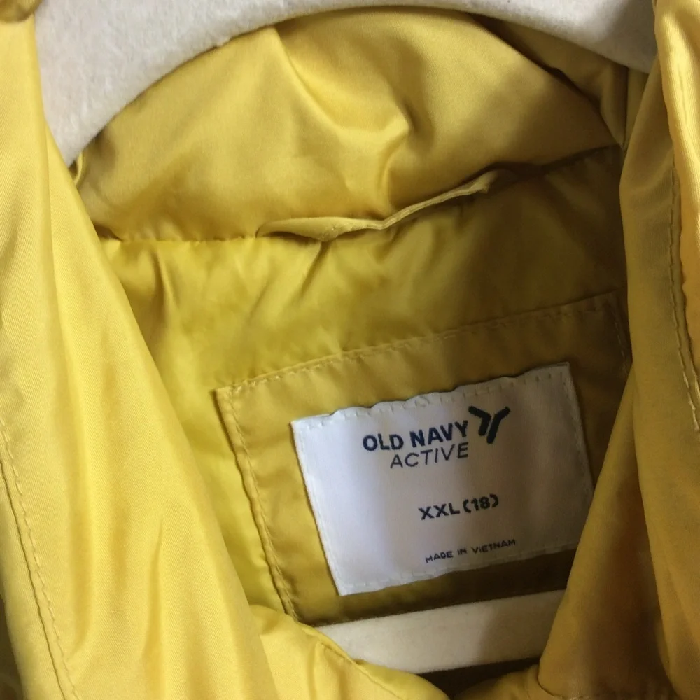Old Navy, active mustard yellow XXL 18 puffer vest